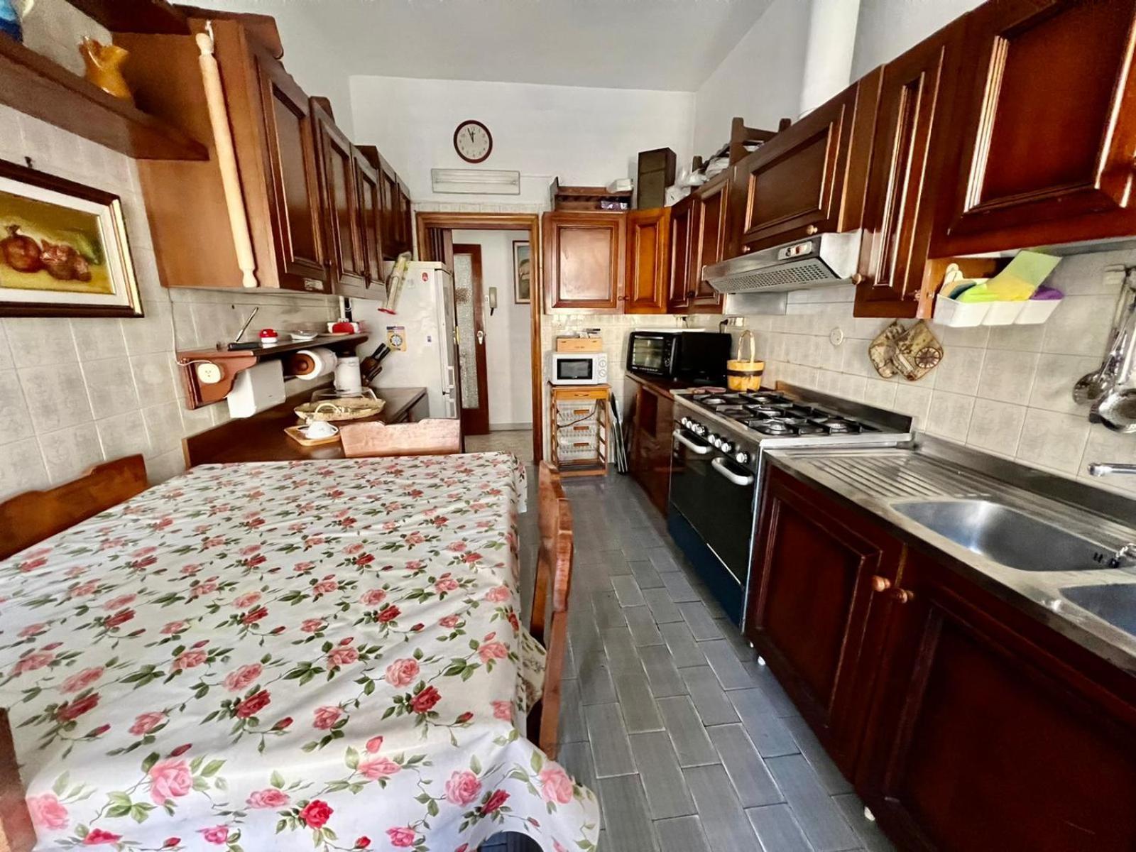 Apartamento Casa Relax Nel Centro Storico Con Posto Auto Vico Equense Exterior foto