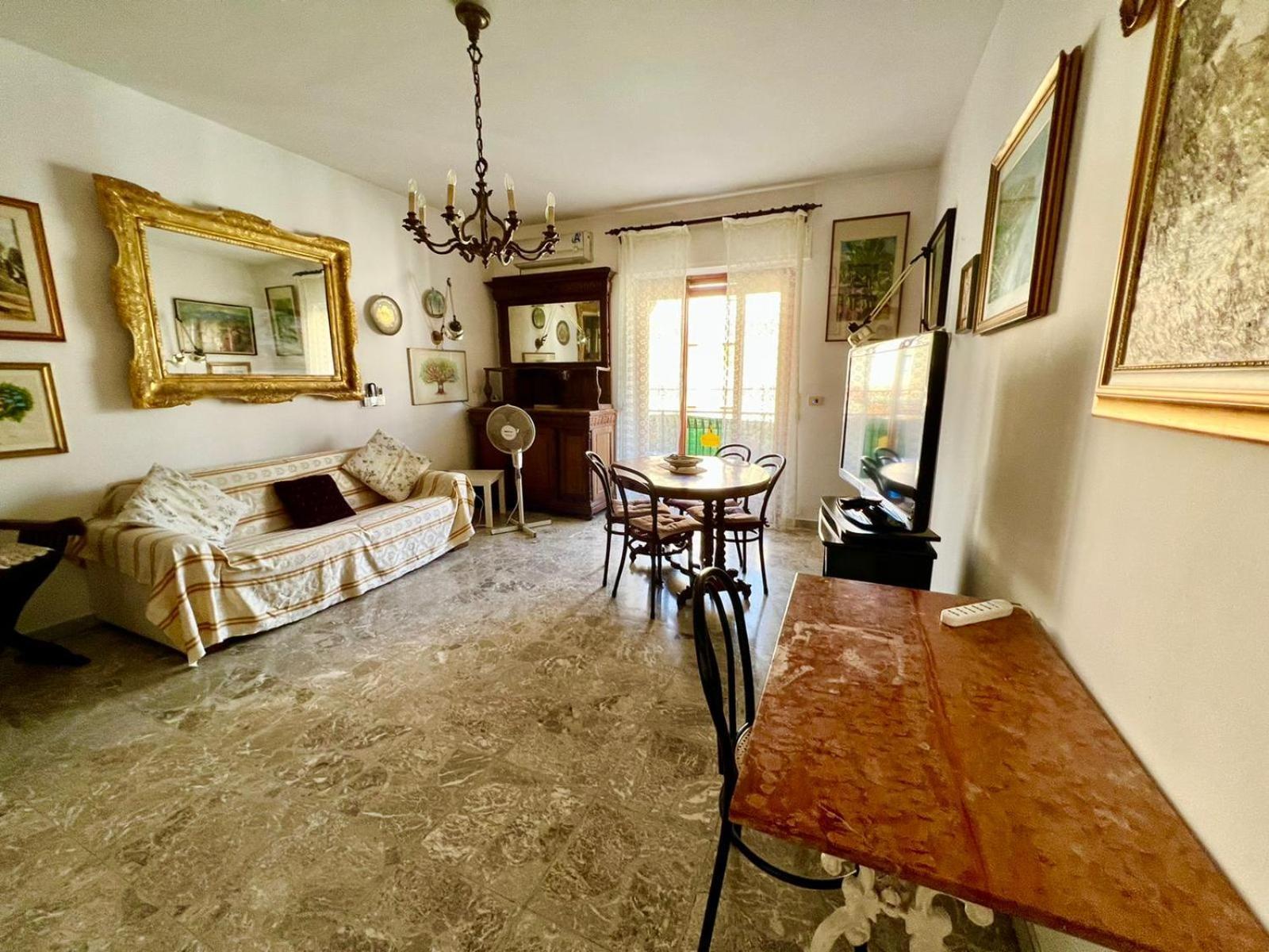 Apartamento Casa Relax Nel Centro Storico Con Posto Auto Vico Equense Exterior foto
